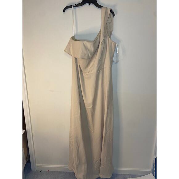NWT Hailey Paige Occasions Cashmere Off Shoulder Formal Gown Dress Bridesmaid 22 - Picture 2 of 16